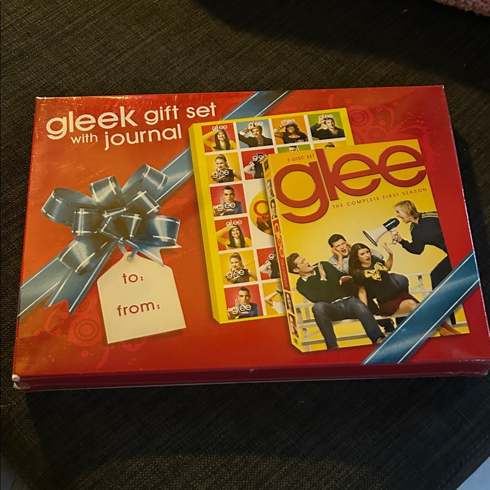 Glee Gift Set with Journal and Season 1